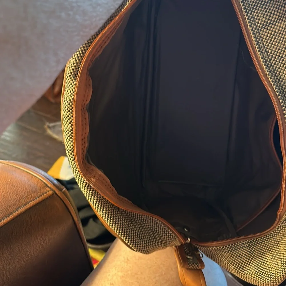 Like new vintage 1981, Samsonite carryon bag!